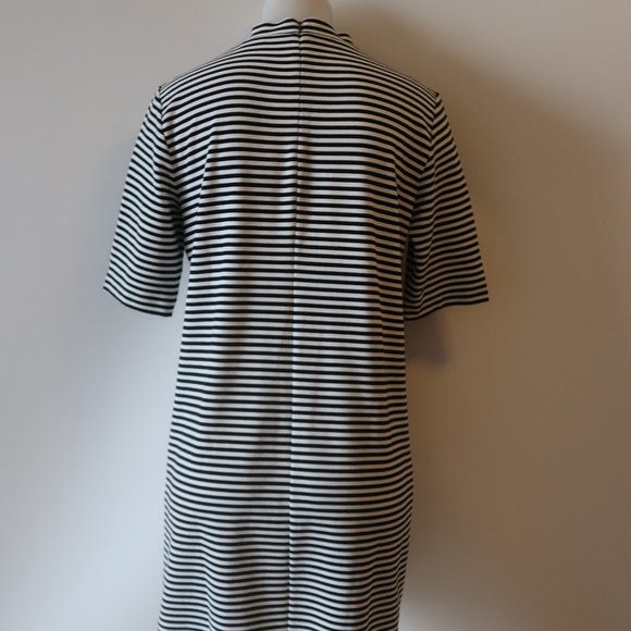 CLUB MONACO STRIPED SHORT SLEEVE SHIFT DRESS 8 * - Picture 9 of 12
